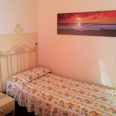Lungomare Hotel 2*