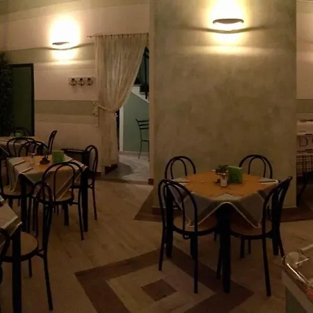 Lungomare Hotel 2*